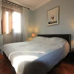 Holiday Suric بيت للعطل بريفلاكا