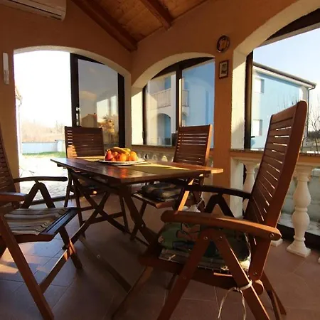 Holiday Suric * Privlaka (Zadar)