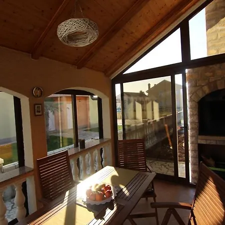 Holiday Home Suric Vikendica